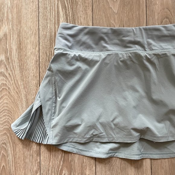 lululemon | Play off the Pleats Skirt - Size 10 Blue Cast - Picture 5 of 13